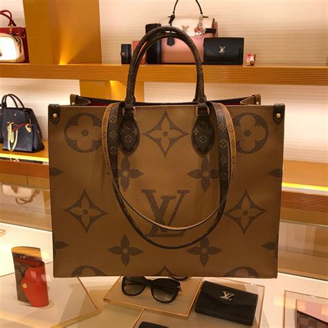 tote bags for women lv|louis vuitton medium tote bag.